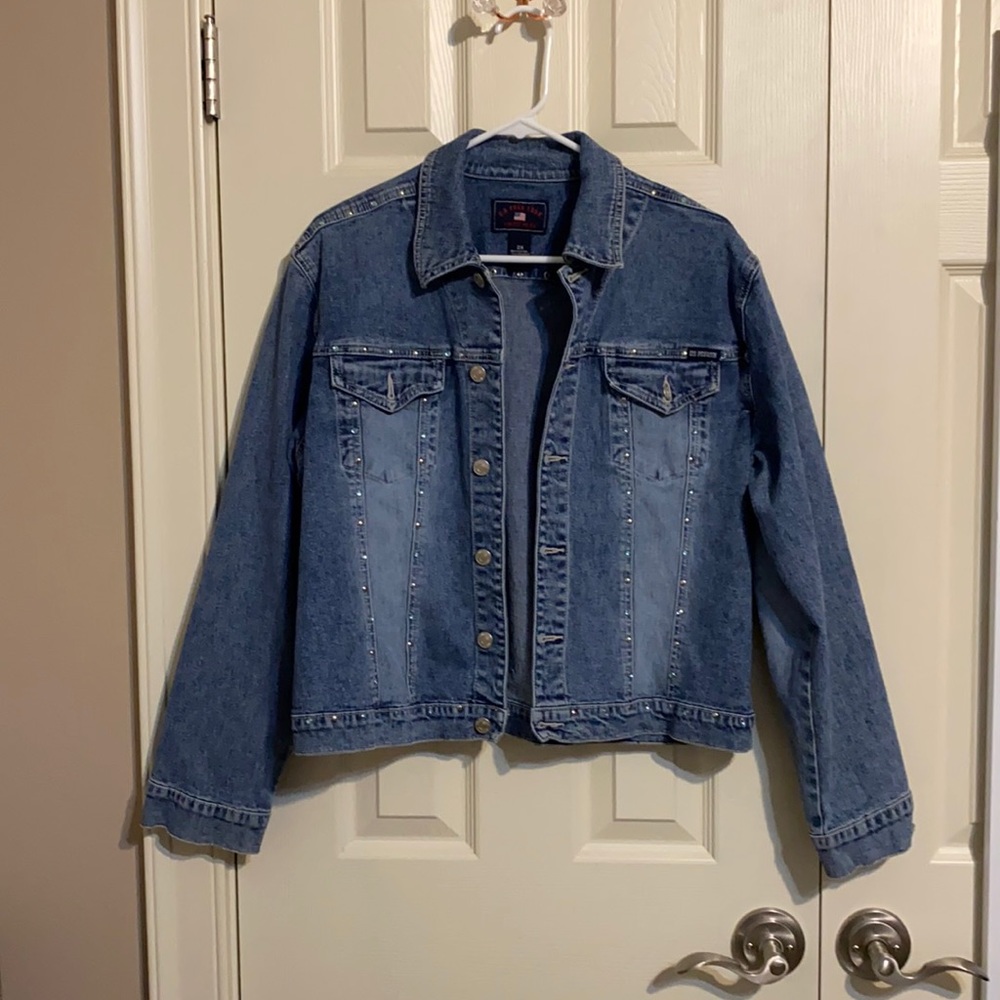 Jean Jacket with studs